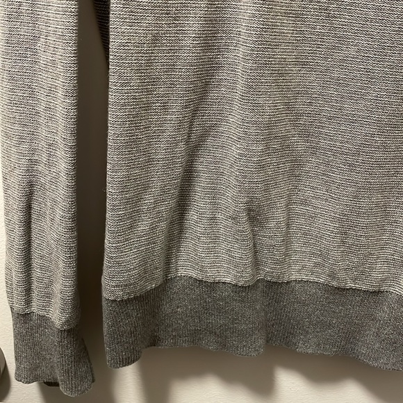 Mark Law Grey sweater with white trim collar - Picture 4 of 5